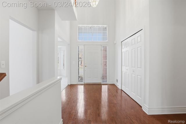 37225 Berkleigh Court, Farmington Hills, MI 48331