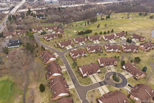 37225 Berkleigh Court, Farmington Hills, MI 48331