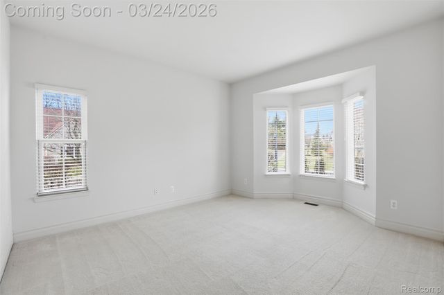 37225 Berkleigh Court, Farmington Hills, MI 48331