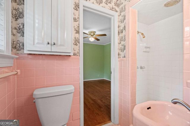 204 Sherwood Drive, Calhoun, GA 30701