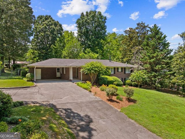 204 Sherwood Drive, Calhoun, GA 30701