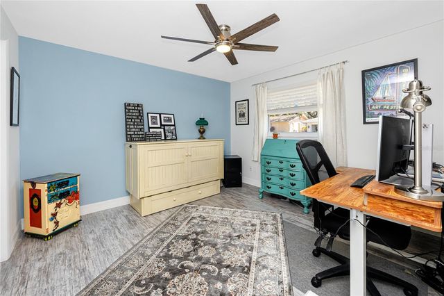 6911 121ST STREET, Seminole, FL 33772