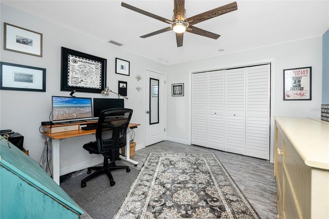 6911 121ST STREET, Seminole, FL 33772