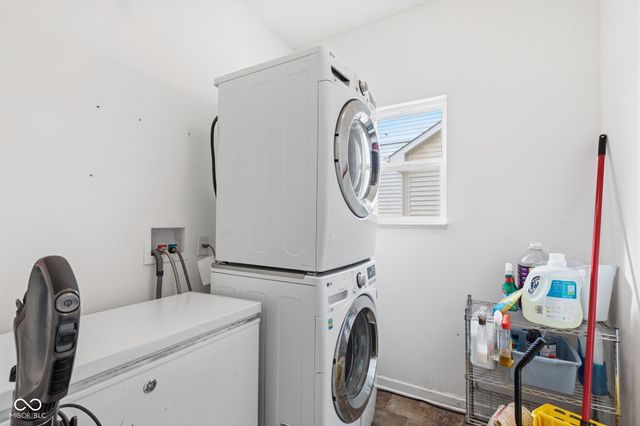 18153 Knobstone Way, Westfield, IN 46074