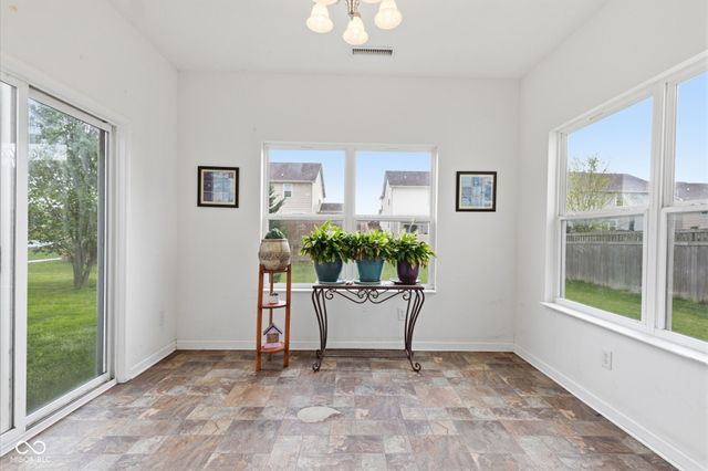 18153 Knobstone Way, Westfield, IN 46074