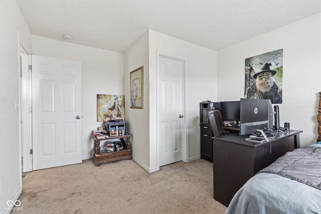 18153 Knobstone Way, Westfield, IN 46074