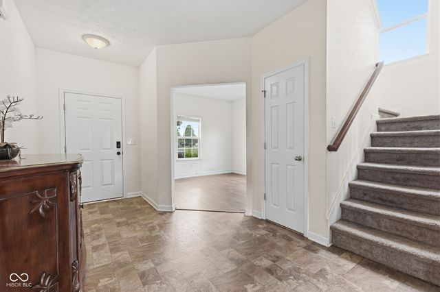 18153 Knobstone Way, Westfield, IN 46074