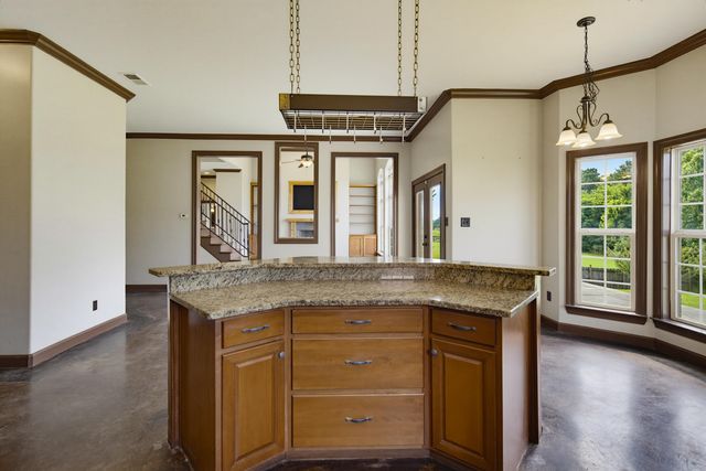 95 MEADOW RIDGE DR, Arlington, TN 38002