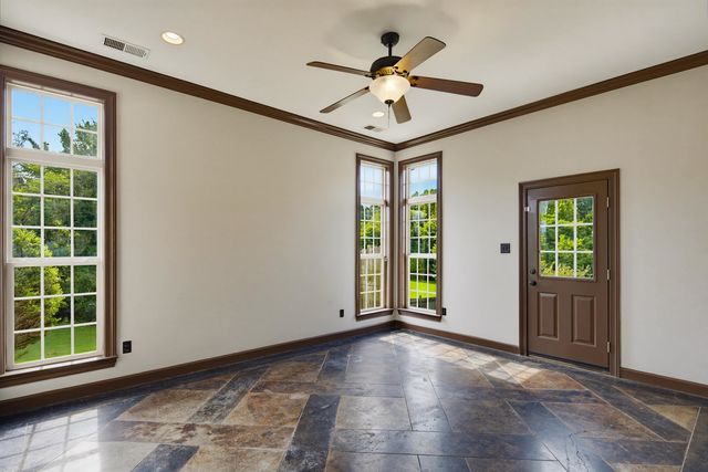 95 MEADOW RIDGE DR, Arlington, TN 38002