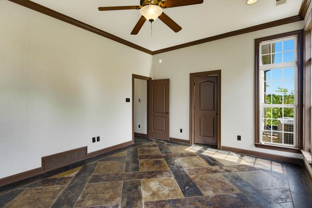 95 MEADOW RIDGE DR, Arlington, TN 38002