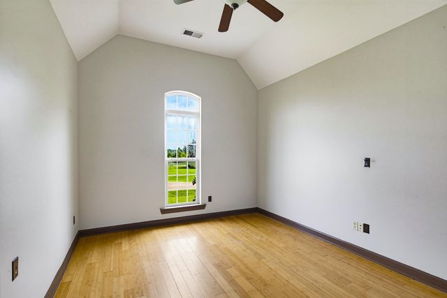 95 MEADOW RIDGE DR, Arlington, TN 38002
