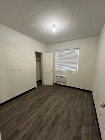 733 NW 4th Ave, Miami, FL 33136
