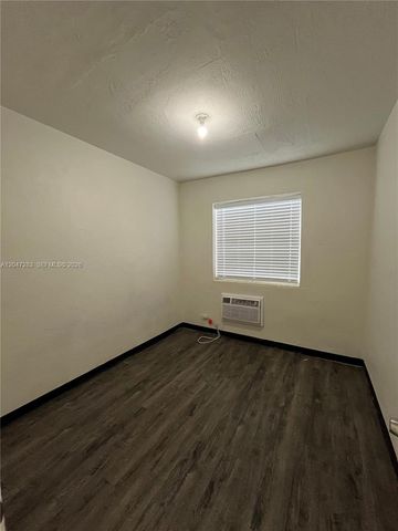 733 NW 4th Ave, Miami, FL 33136