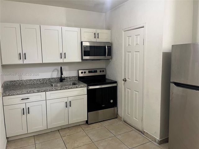 733 NW 4th Ave, Miami, FL 33136