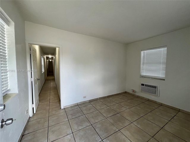 733 NW 4th Ave, Miami, FL 33136