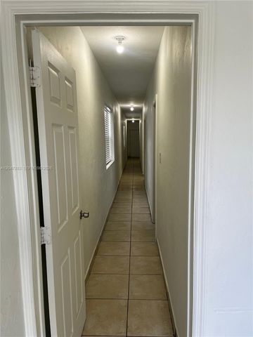 733 NW 4th Ave, Miami, FL 33136