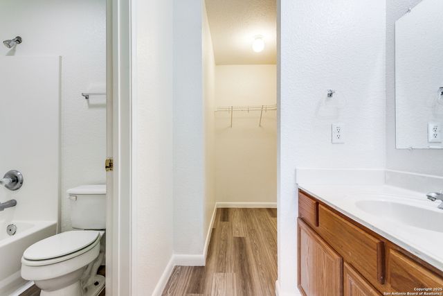3805 Maverick Creek # 3805, San Antonio, TX 78247