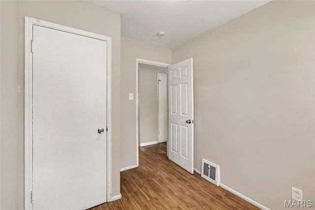 10350 Ross Circle, St Louis, MO 63137