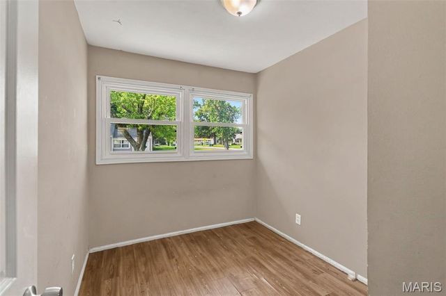 10350 Ross Circle, St Louis, MO 63137