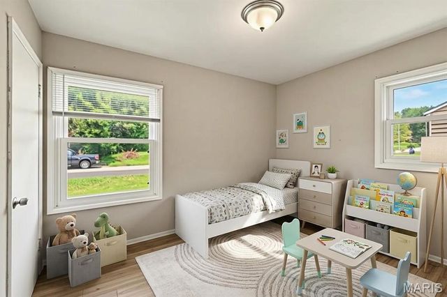 10350 Ross Circle, St Louis, MO 63137