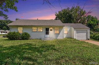 10350 Ross Circle, St Louis, MO 63137