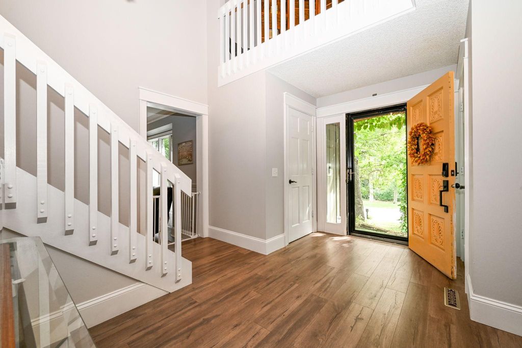 4905 Safari Court S, Eagan, MN 55122 — photo 5