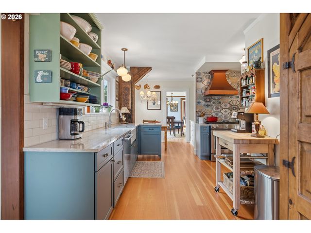 2620 Ne 65TH Ave, Portland, OR 97213