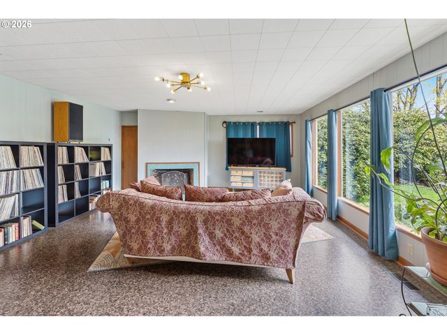 2620 Ne 65TH Ave, Portland, OR 97213