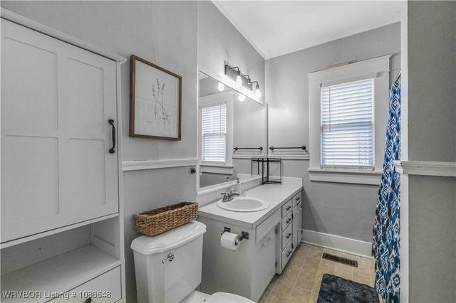 1623 S. V Street, Fort Smith, AR 72901