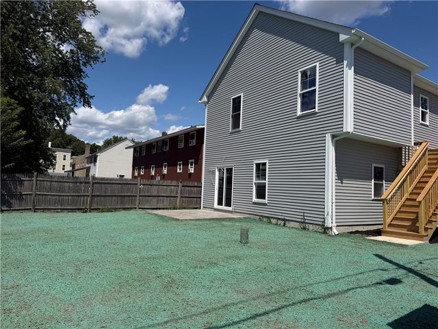 160 Fifth Avenue, Woonsocket, RI 02895
