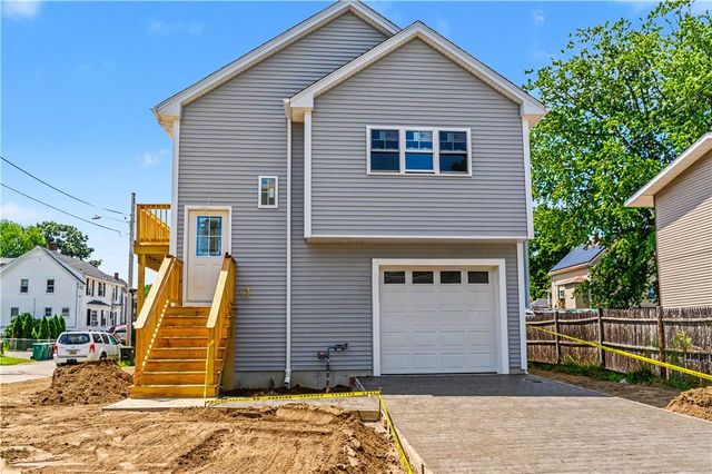 160 Fifth Avenue, Woonsocket, RI 02895
