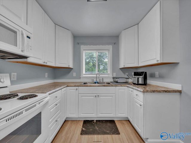 2310 12th Street SE, Decatur, AL 35601