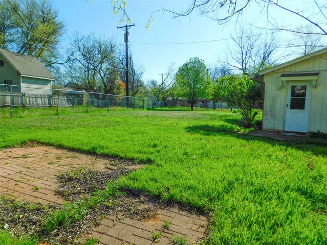 3510 Sagebrush Drive, Denton, TX 76209