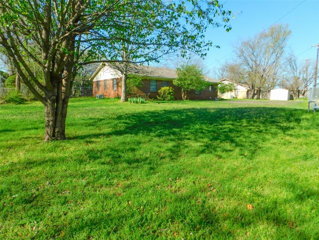 3510 Sagebrush Drive, Denton, TX 76209