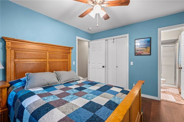 10899 Hummingbird Road, Gravette, AR 72736