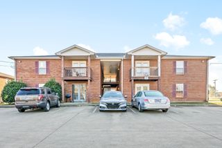 201 Cranklen Cir Apt F, Clarksville, TN 37042