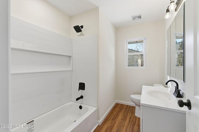 67 Maple Street, Beachwood, NJ 08722