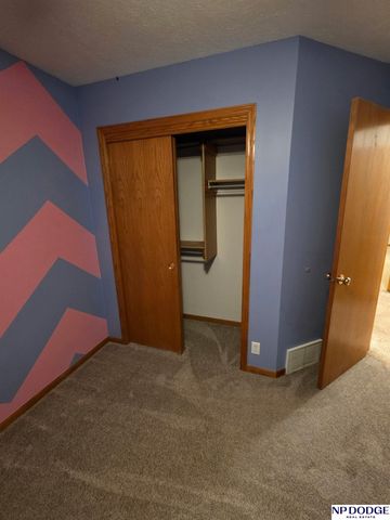 3504 Sheridan Circle, Bellevue, NE 68123