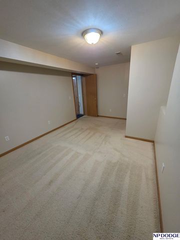 3504 Sheridan Circle, Bellevue, NE 68123