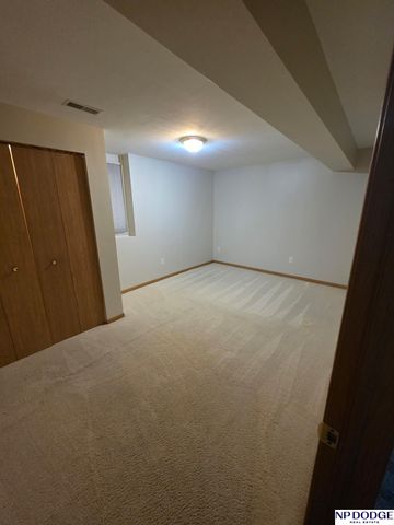 3504 Sheridan Circle, Bellevue, NE 68123