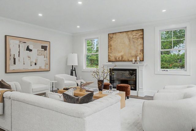 77 Wellesley Avenue, Needham, MA 02494