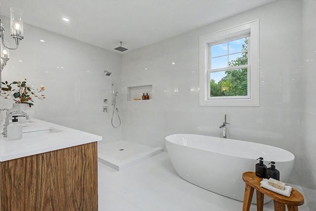 77 Wellesley Avenue, Needham, MA 02494