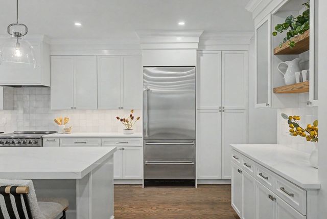 77 Wellesley Avenue, Needham, MA 02494