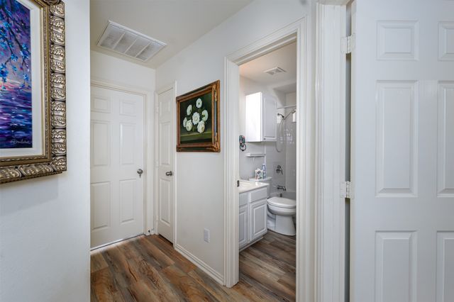 7046 Panavision Trail, Dallas, TX 75249