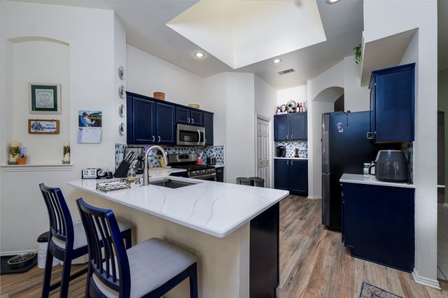 7046 Panavision Trail, Dallas, TX 75249