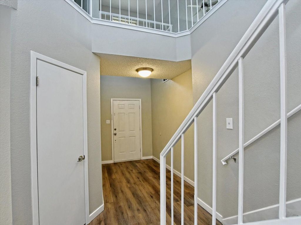 12615 Dringenberg DR, Austin, TX 78729