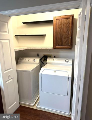 215 BROOKE RD, Fredericksburg, VA 22405