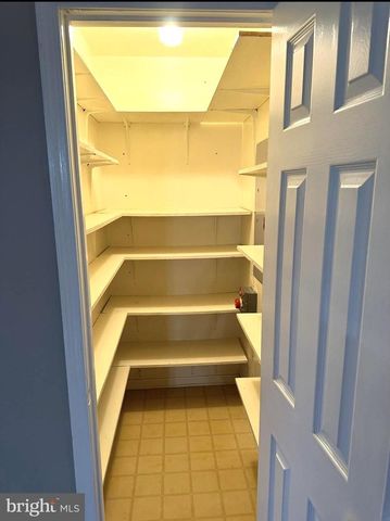 215 BROOKE RD, Fredericksburg, VA 22405