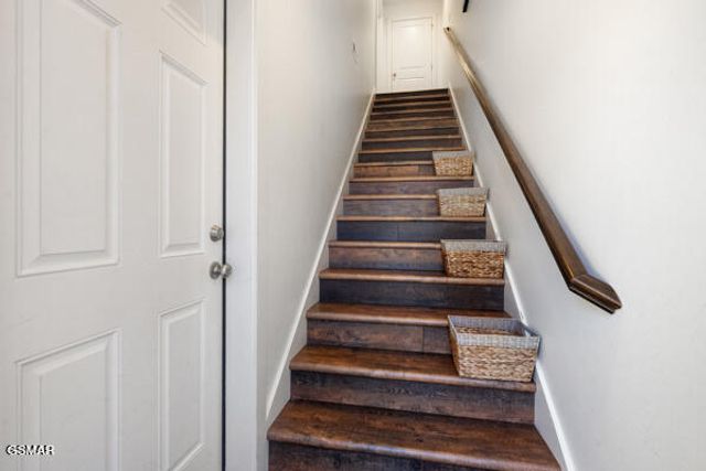 667 Turkey Nest Road, Gatlinburg, TN 37738