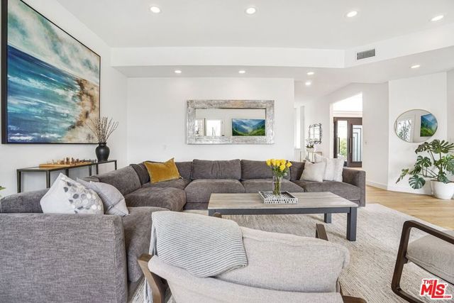 3485 Ridgeford Drive, Westlake Village, CA 91361